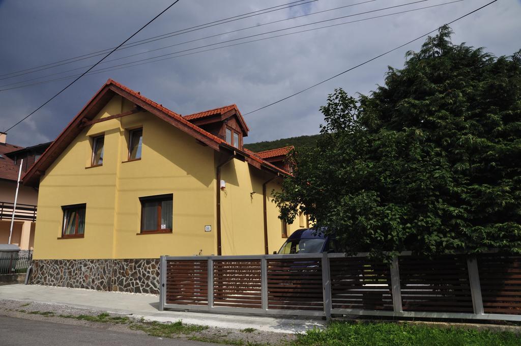 Ubytovanie Ahoj V Prirode Mýto pod Ďumbierom エクステリア 写真